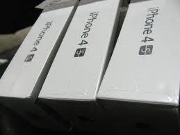 iPhone 4S 64GB kondisi msih segel