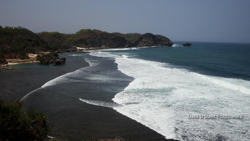 Daftar Pantai di Yogyakarta