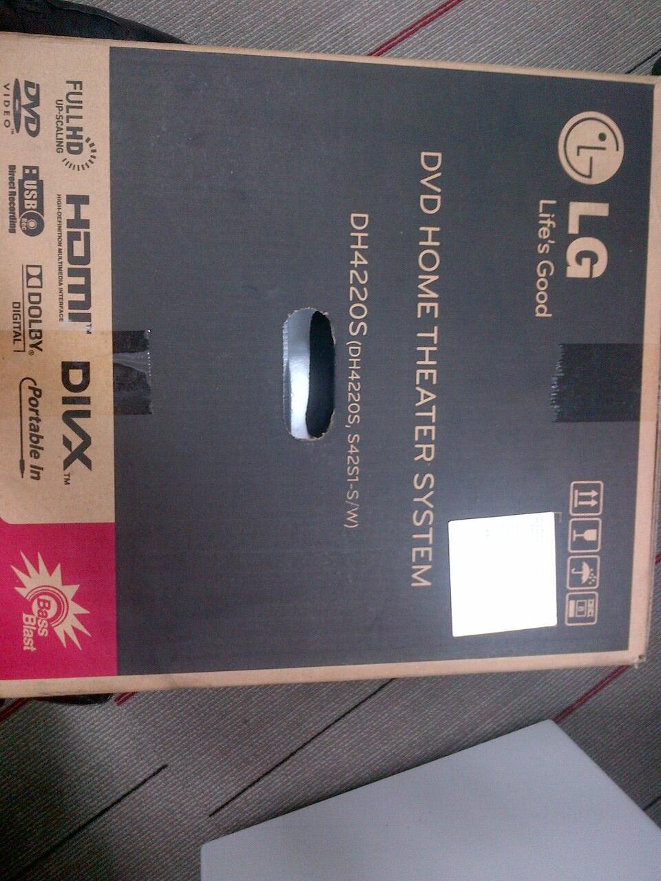 LG DVD HOME THEATER System DH4220s (New In Box)