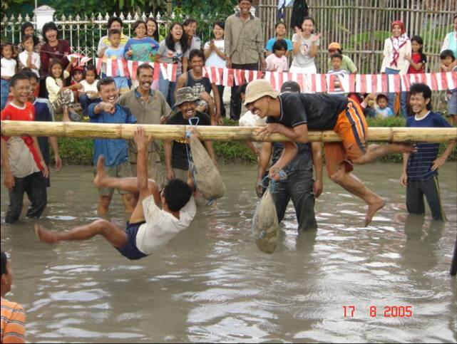 25 PERILAKU UNIK yang HANYA TERDAPAT di INDONESIA !!!