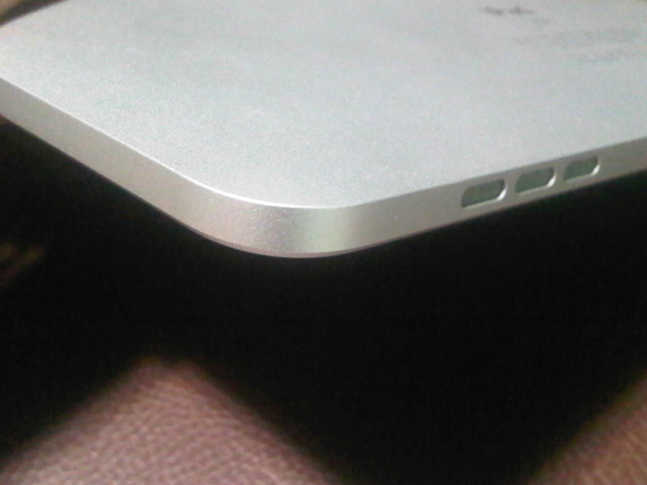 Jual Ipad 1 32Gb 3G+Wifi kondisi 99% kinyis2