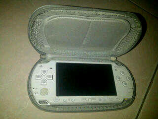 JUAL PSP 2000 SLIM WHITE 2000