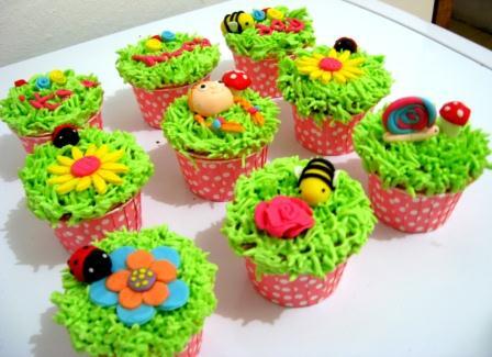 Cupcake hantaran, wedding cake, rainbow cake, risoles, stick cookies