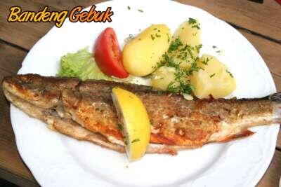 BANDENG GEBUK KHAS BREBES LEZAT
