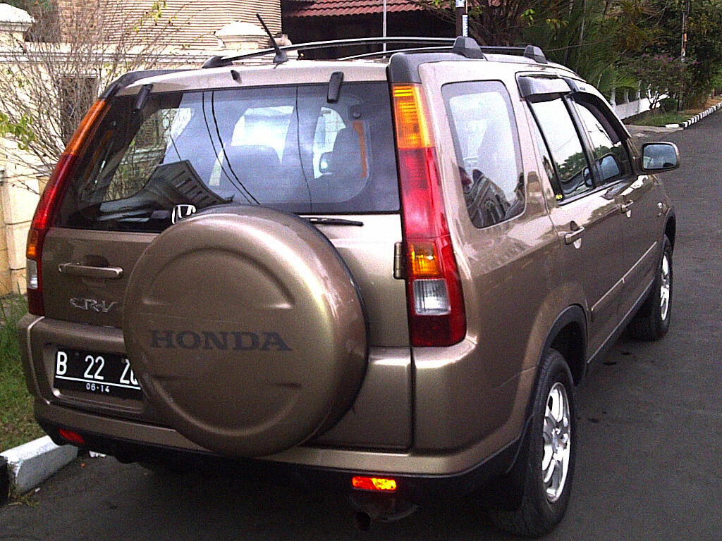 CRV 2004 SANGAT TERAWAT NAMA SENDIRI TDP 55JT