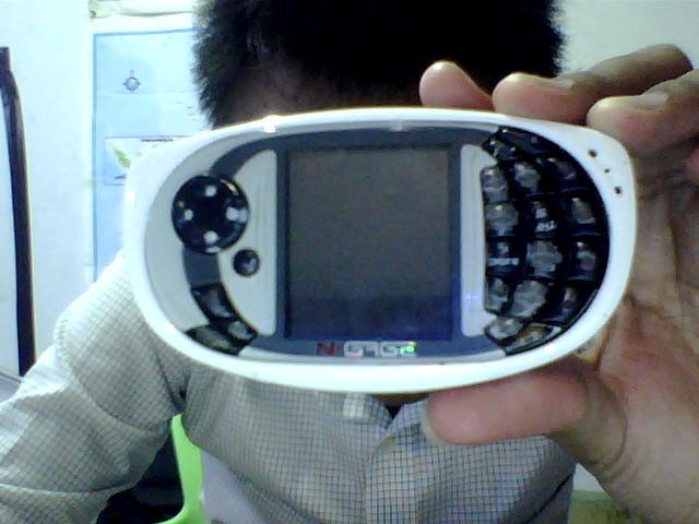 Nokia N-gage QD dan Nokia 7310 supernova