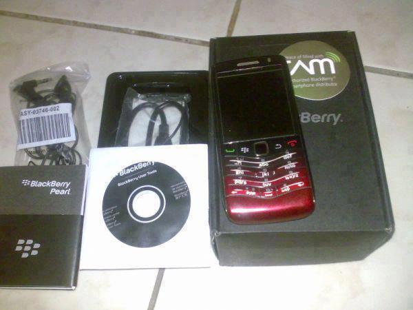 BlackBerry PearL 9100 3G Harga Rp.1,000,000,- HUB/SMS :0823-2427-9978
