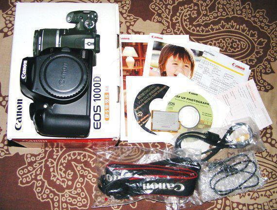 CANON EOS 1000d HRG/IDR: Rp,3,900.000,JT- CALL/SMS:0823-2427-9978