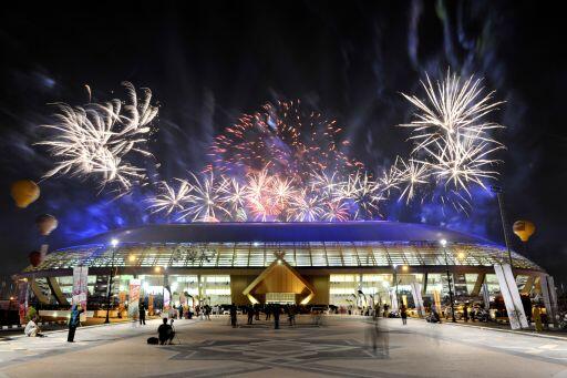 Kemeriahan Opening Ceremony PON XVIII Riau 2012 yang terekam kamera