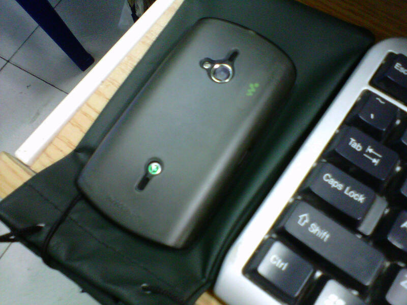 SONY ERICCSONS LWW (WT19i) muluz abis