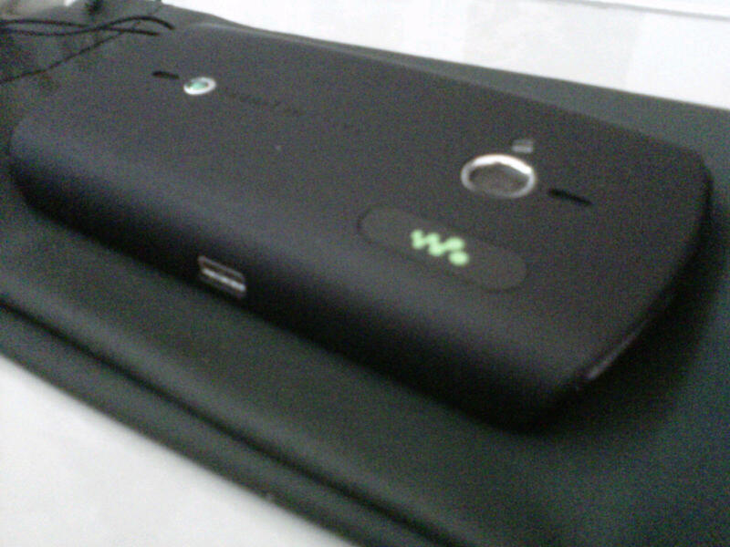 SONY ERICCSONS LWW (WT19i) muluz abis