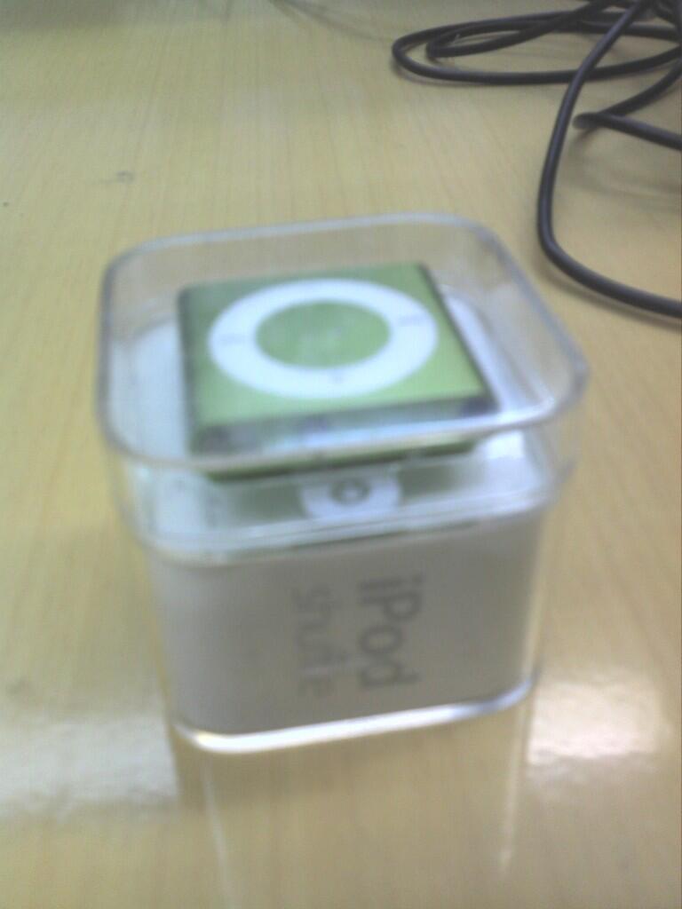 WTS ipod shuffle murah jarang ane pake