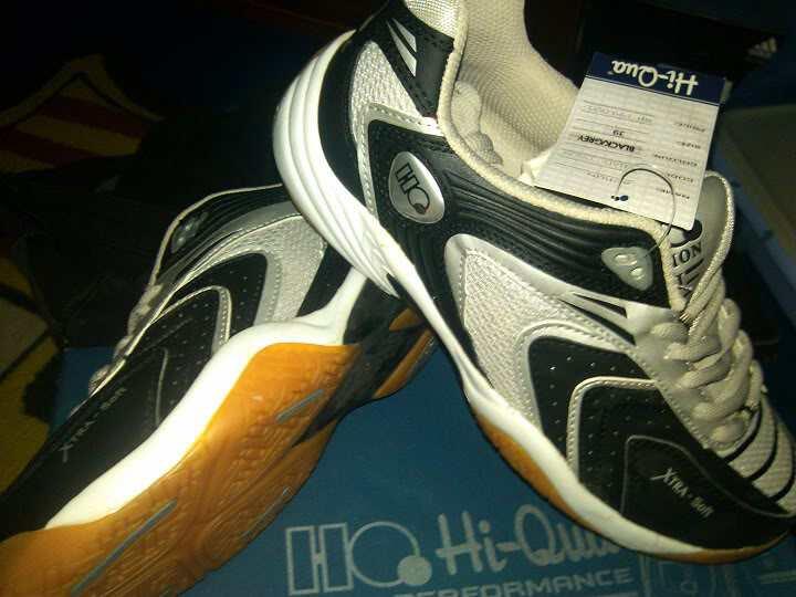Terjual Hi  Qua  Badminton  Raket Sepatu  diskon KASKUS
