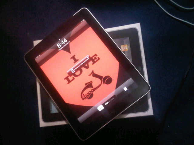 WTS iPad 1 3G + wifi 64gb MURAH!