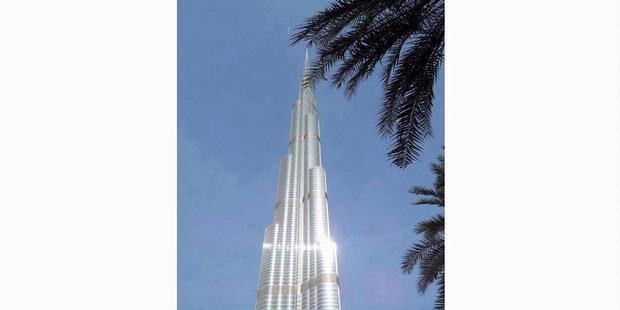 LIft tercepat Didunia ada di Dubai, 124 lantai hanya Semenit Saja.