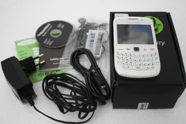 BLACBERRY GEMINI 3G KEPLER 9300 HARGA Rp 1.600,000-,