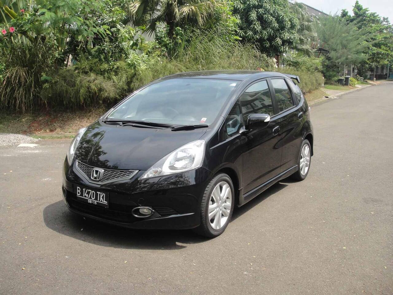 Honda Jazz RS th 2010, matic, hitam, harga nego langsung di 08129485373 - 02198057789