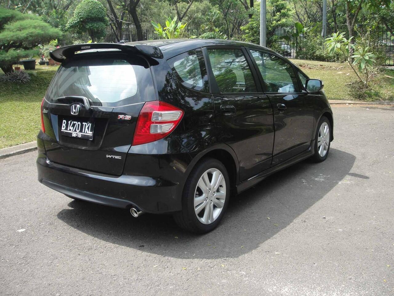 Honda Jazz RS th 2010, matic, hitam, harga nego langsung di 08129485373 - 02198057789