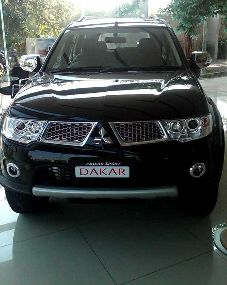 MITSUBISHI PAJERO SPORT 2012