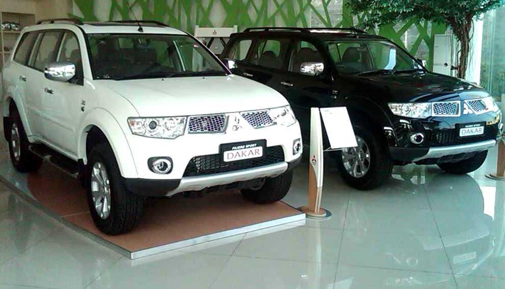 MITSUBISHI PAJERO SPORT 2012