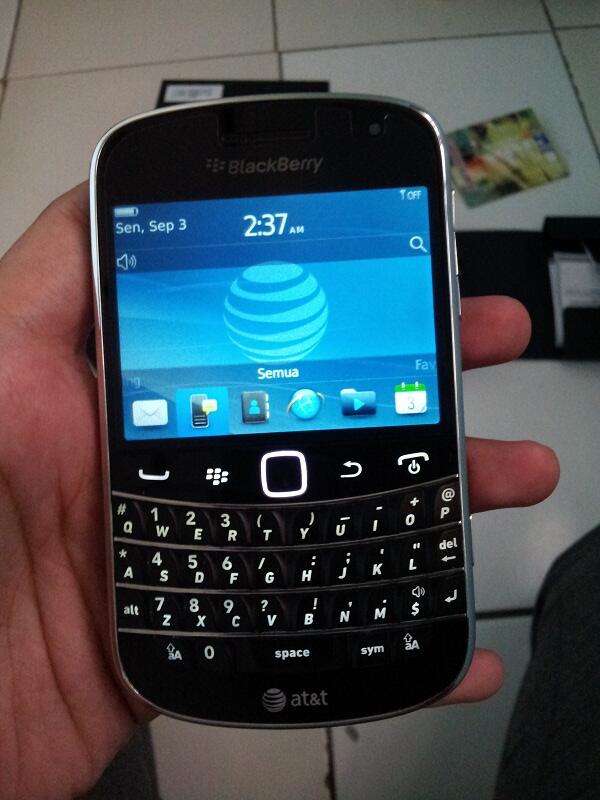 WTS BB/Blackberry DAKOTA like NEW