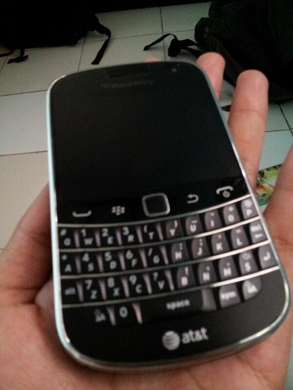 WTS BB/Blackberry DAKOTA like NEW