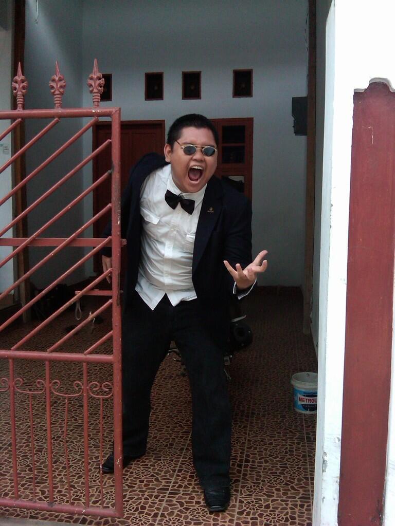 PSY OPPA GANGNAM STYLE ADA DI INDO GAN