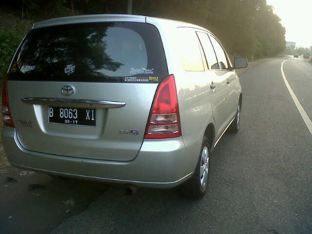 Kijang Innova E M/T 2007