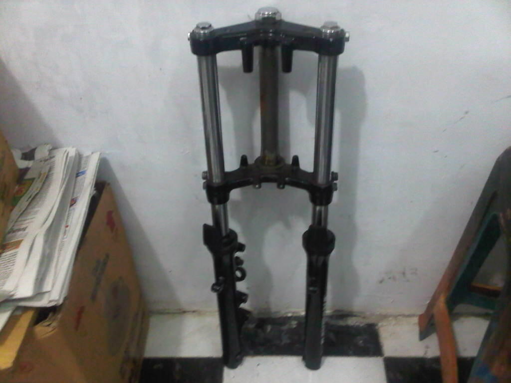 WTS: shock depan satria fu set jogja