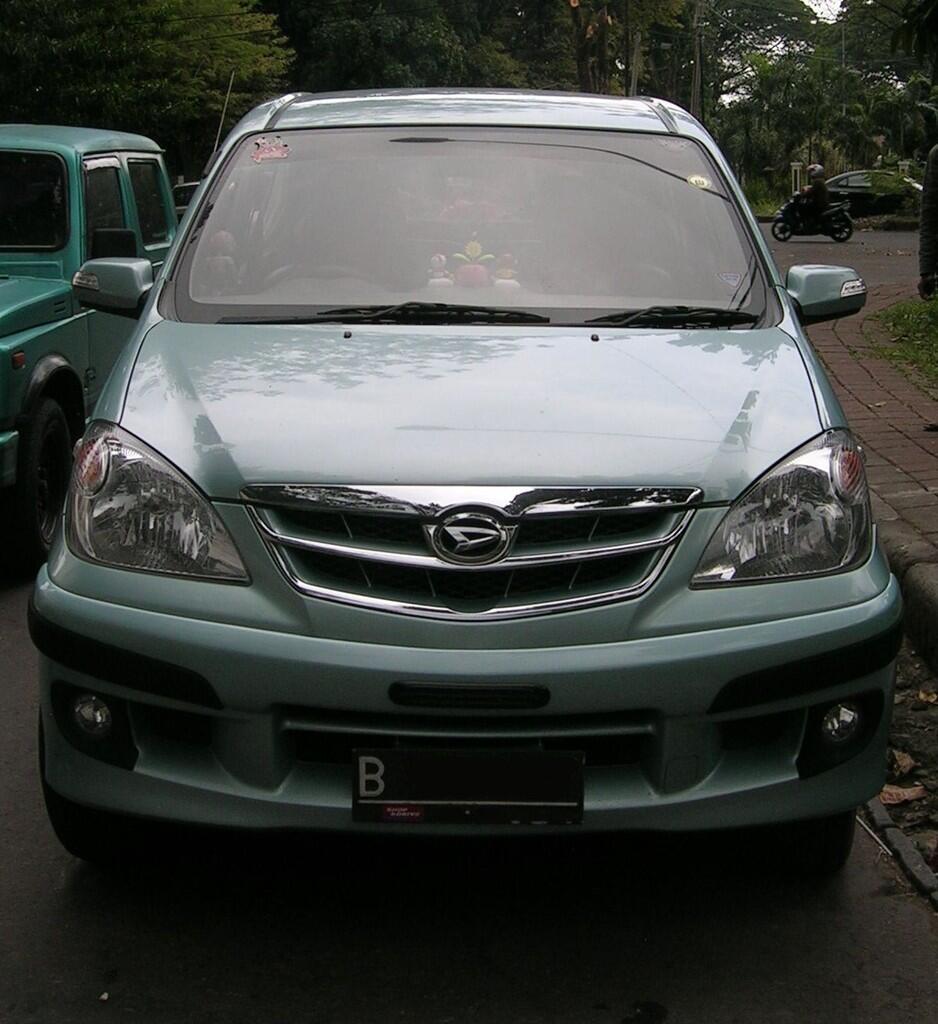 Daihatsu Xenia Xi Family 2007