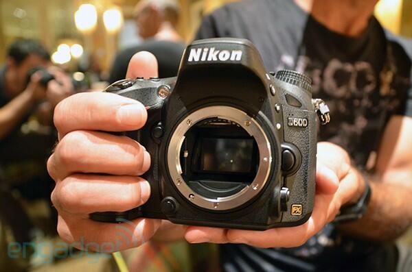 I AM FULL FRAME. Nikon Release Kamera Full Frame D600 13 September 2012! harga $2099