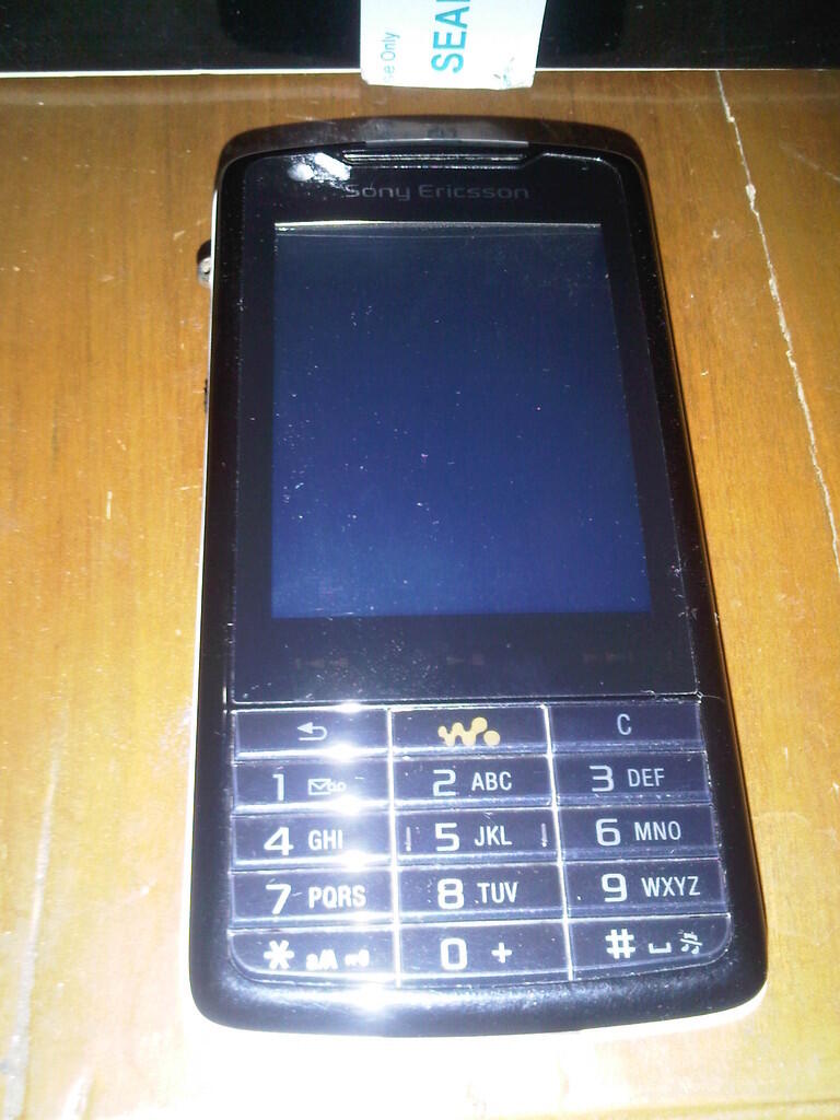 w960i