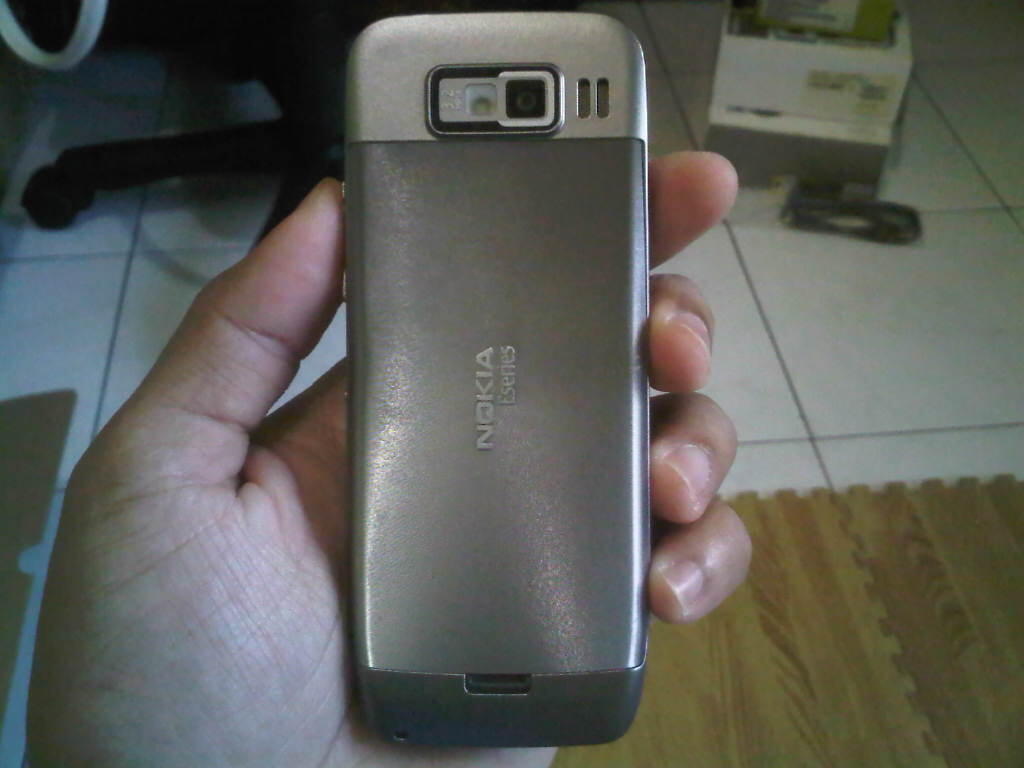 NOKIA E52 SILVER MURAH FULL SeT ORI