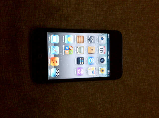 WTS Ipod 4th gen 32GB BLACK (jakarta)
