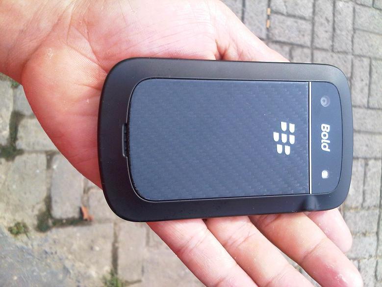 WTS : BB dakota 9900 Black Garansi Tam Panjang. Pin angka semua. Mulus Dan Lengkap.