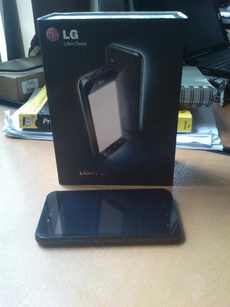 Jual LG Optimus Black P970