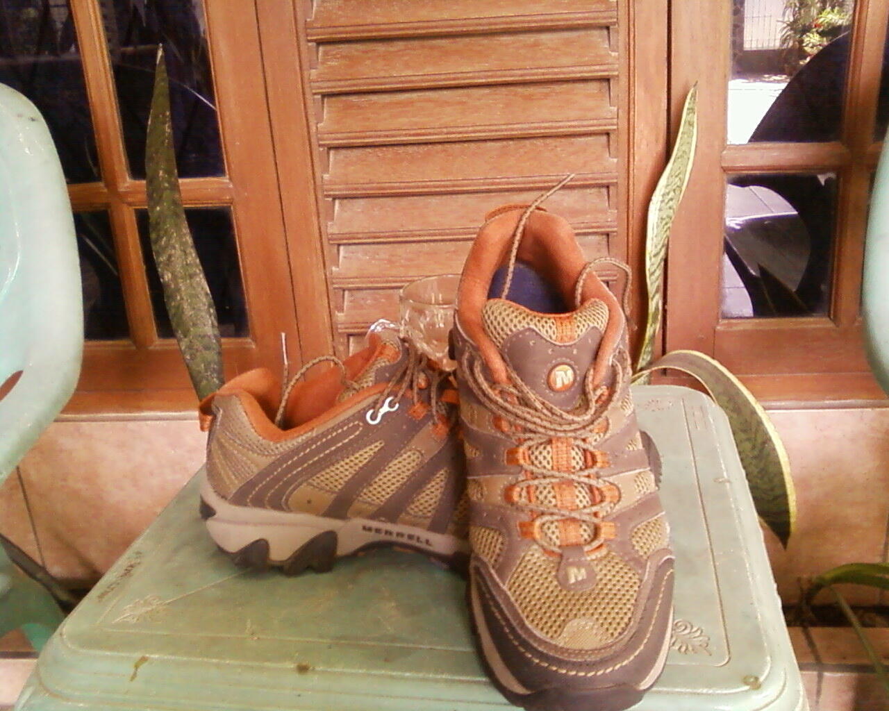 MERRELL enuma bracken