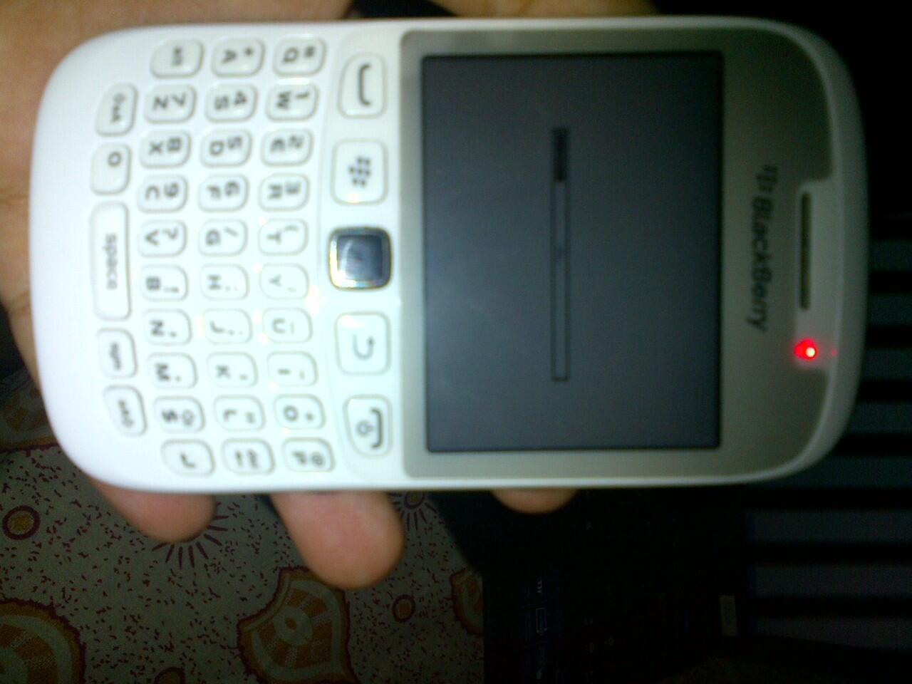 blackberry davis 9220 white blm ada 1bln pke, gansi ss, gress 98%