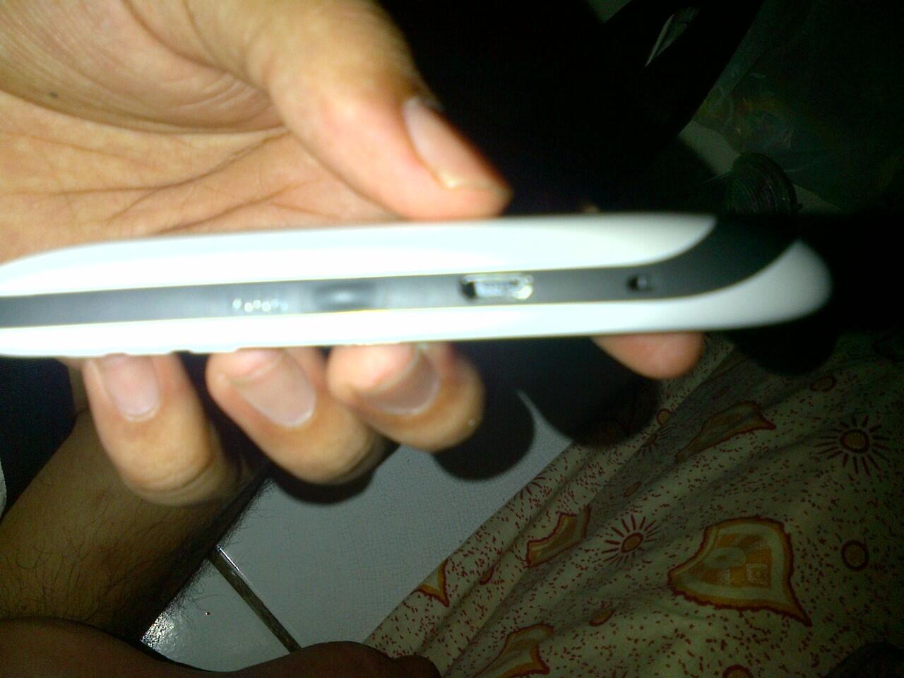 blackberry davis 9220 white blm ada 1bln pke, gansi ss, gress 98%