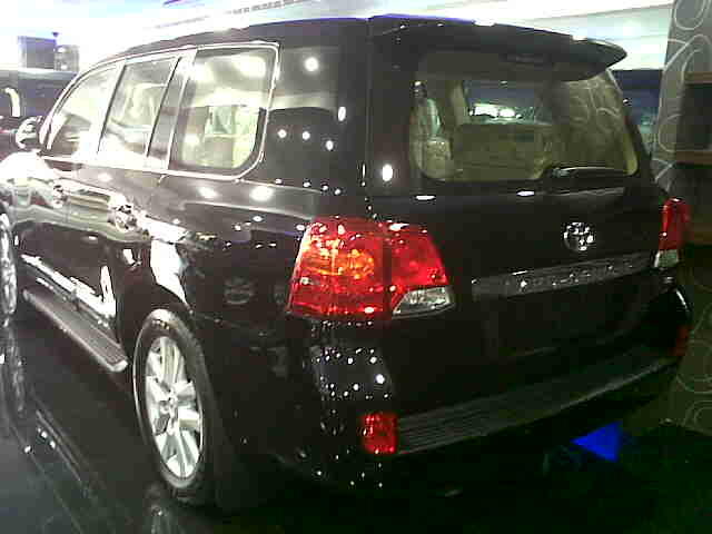 New toyota landcruiser facelift 2012 uk diesel