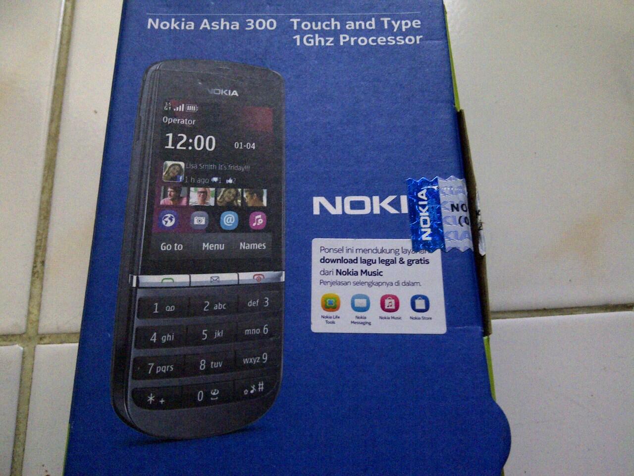 Nokia ASHA 300 - umur baru 20 hari & Masih Garansi Panjangggggg