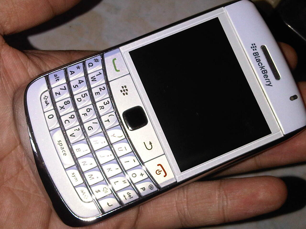 JUALONYX1 WHITE MULUS MASIH GARANSI
