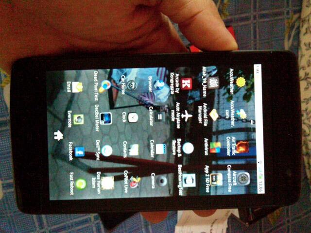 JUAL DELL STREAK 5" HITAM FULLSET EX GARANSI TAM COD ONLY