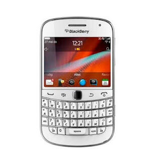 BLACKBERRY BOLD TOUCH 9900 DAKOTA BARU GARANSI RESMI TAM 2 TAHUN