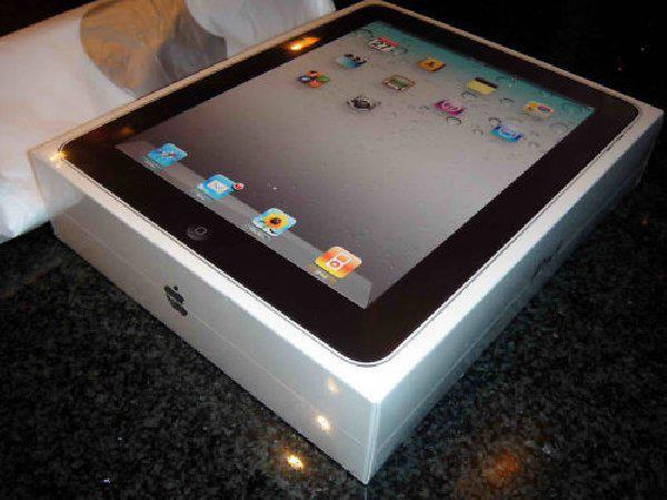 Ipad 2 3G 64GB Rp 3,3jt hub:call/sms ke:0823 2655 4475