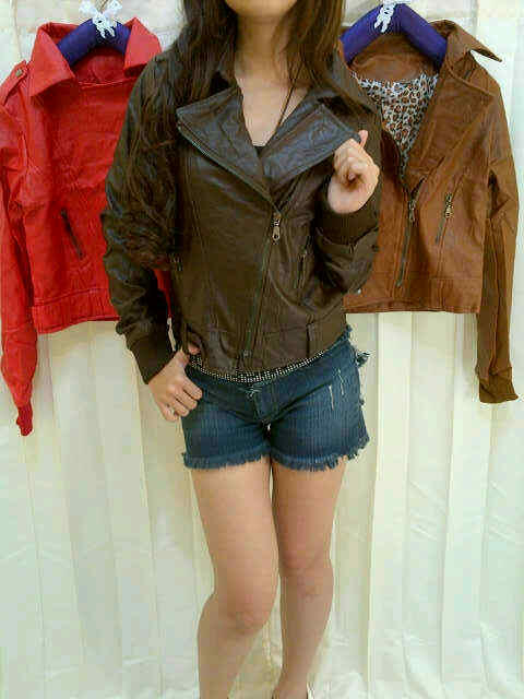 BIG SALE PAKAIAN & JAKET KULIT WANITA