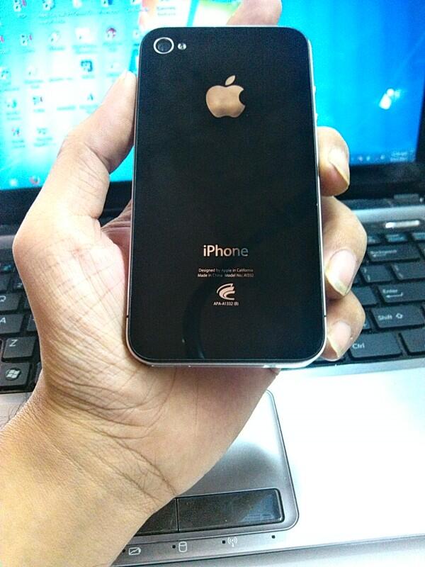 JUAL IPHONE 4G 32GB FU...MULUS DAN MURAH