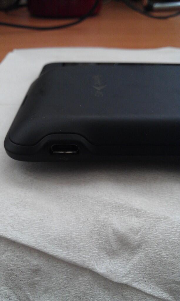 Smartphone android HTC Evo Shift 4G CDMA fullset minus earphone