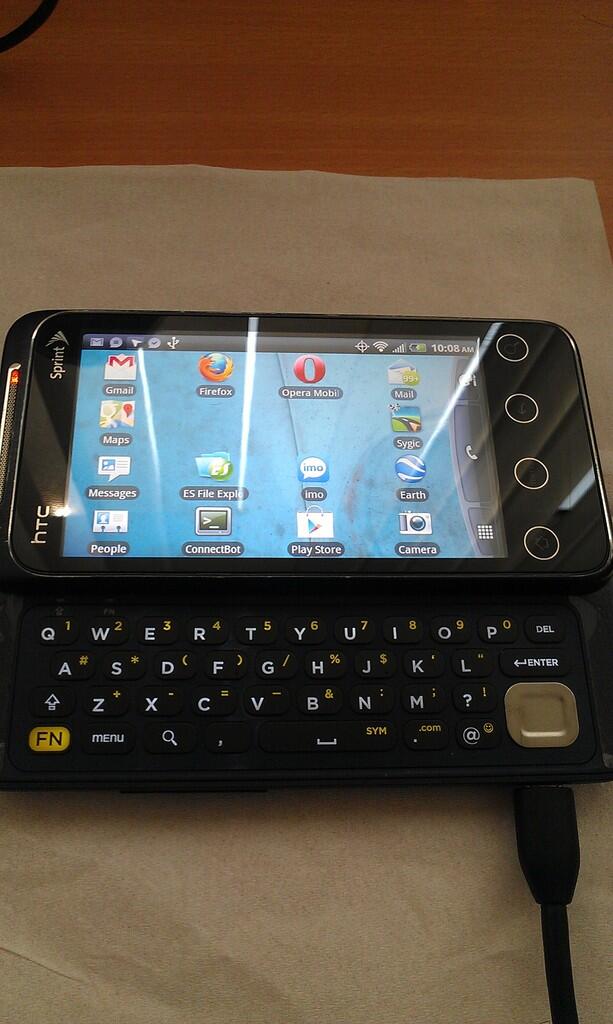 Smartphone android HTC Evo Shift 4G CDMA fullset minus earphone