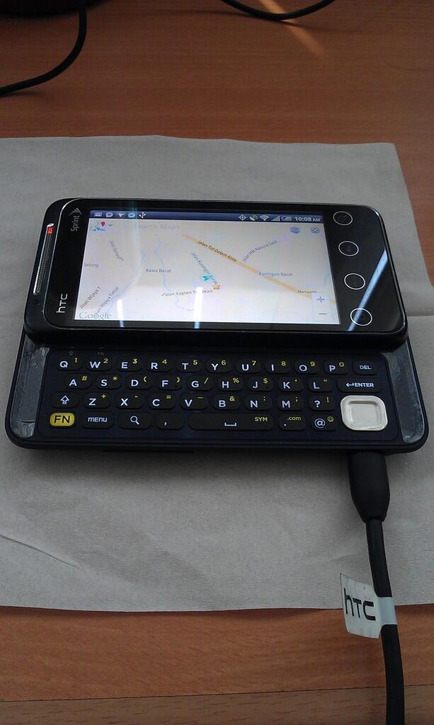 Smartphone android HTC Evo Shift 4G CDMA fullset minus earphone
